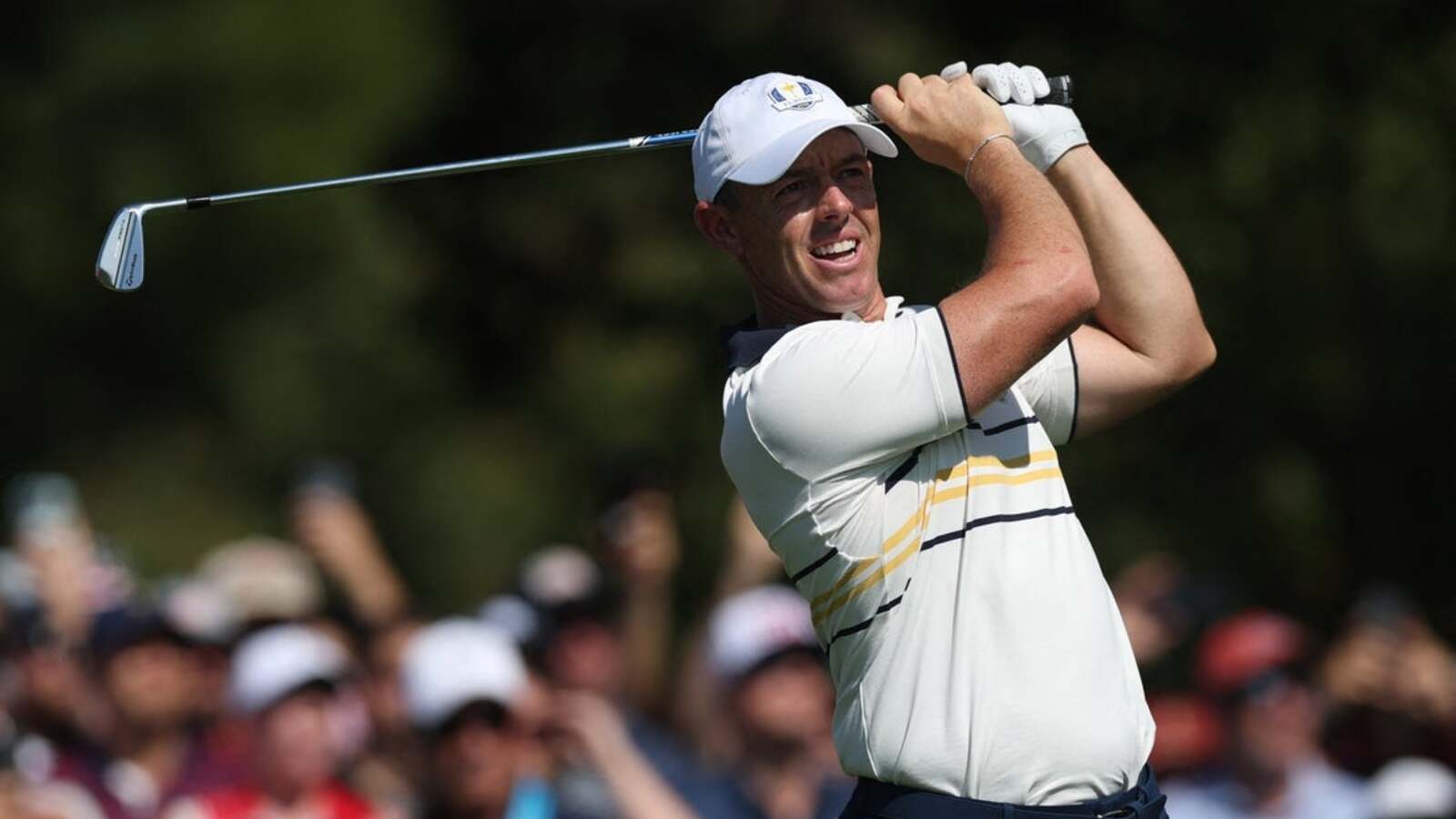 Golf Glance: PGA Tour in Bermuda; McIlroy chases 7th DP title; Trump makes LPGA debut