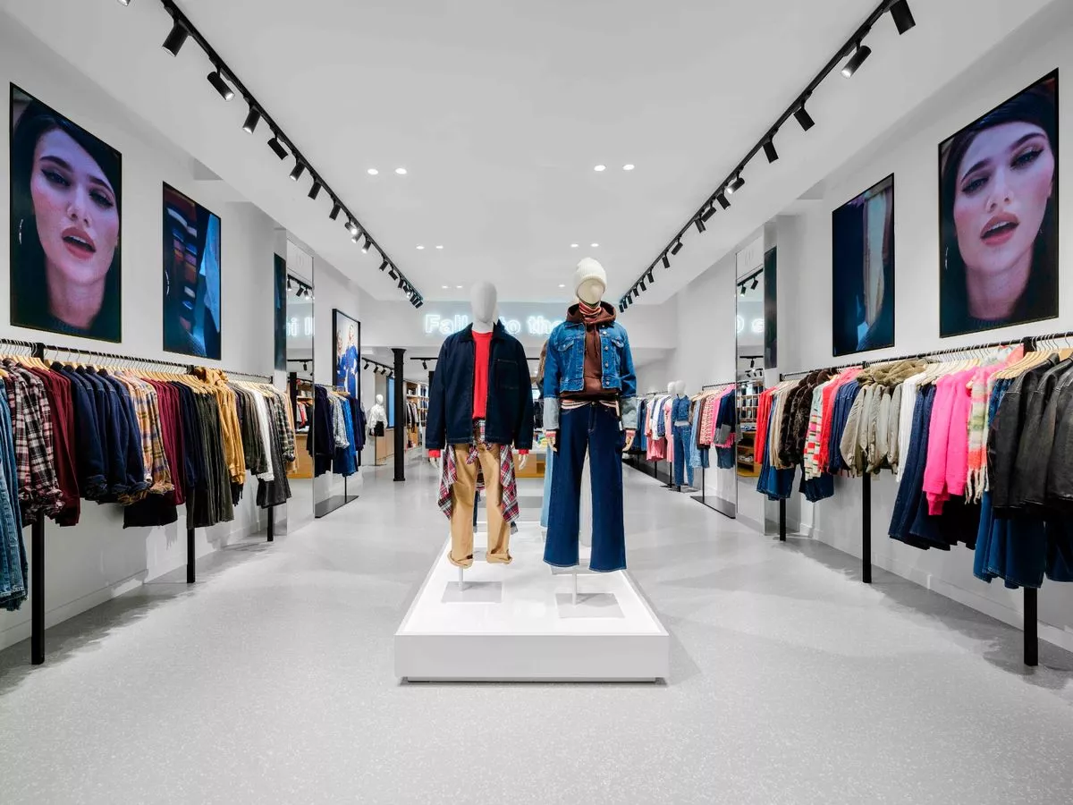 First pictures inside new Gap store as iconic retailer returns to UK high street