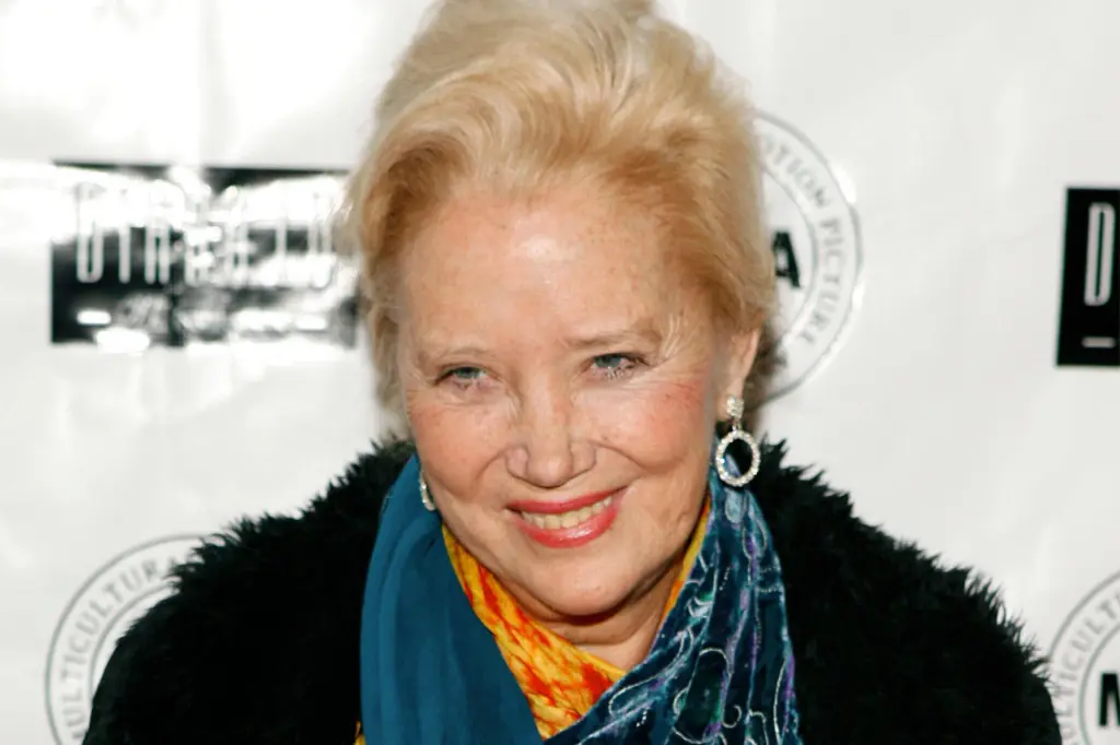 Sally Kirkland, actor who earned an Oscar nomination, dies at age 84