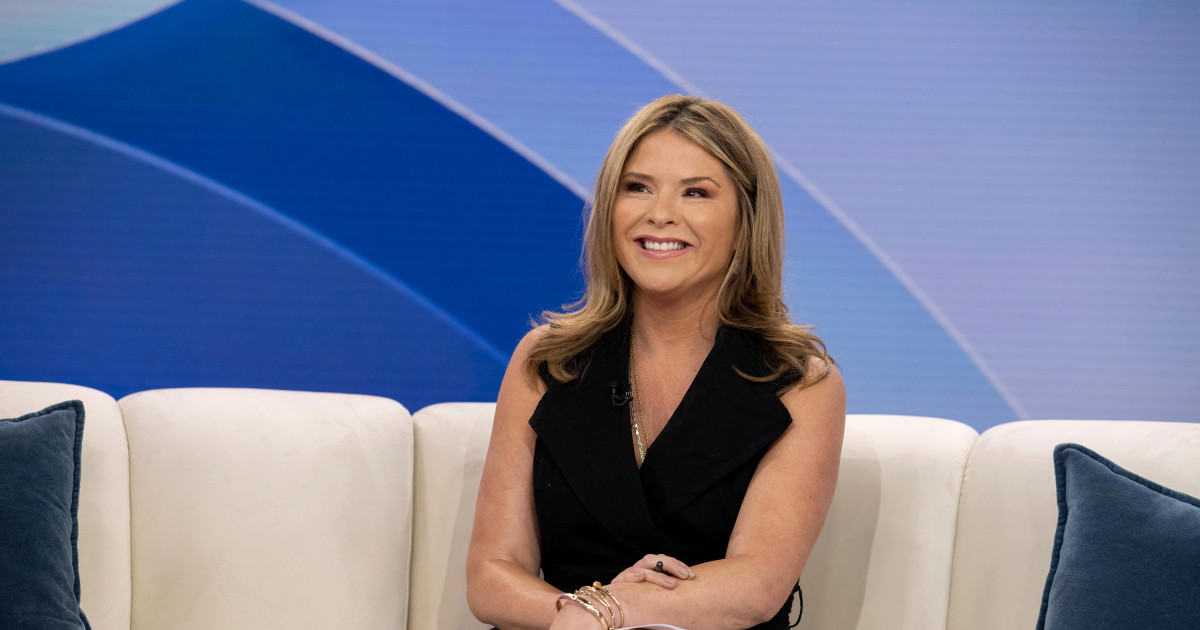 Read With Jenna Book Club Pick Tops Amazon 2025 Best Books List