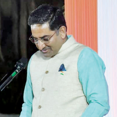 India calls for peace