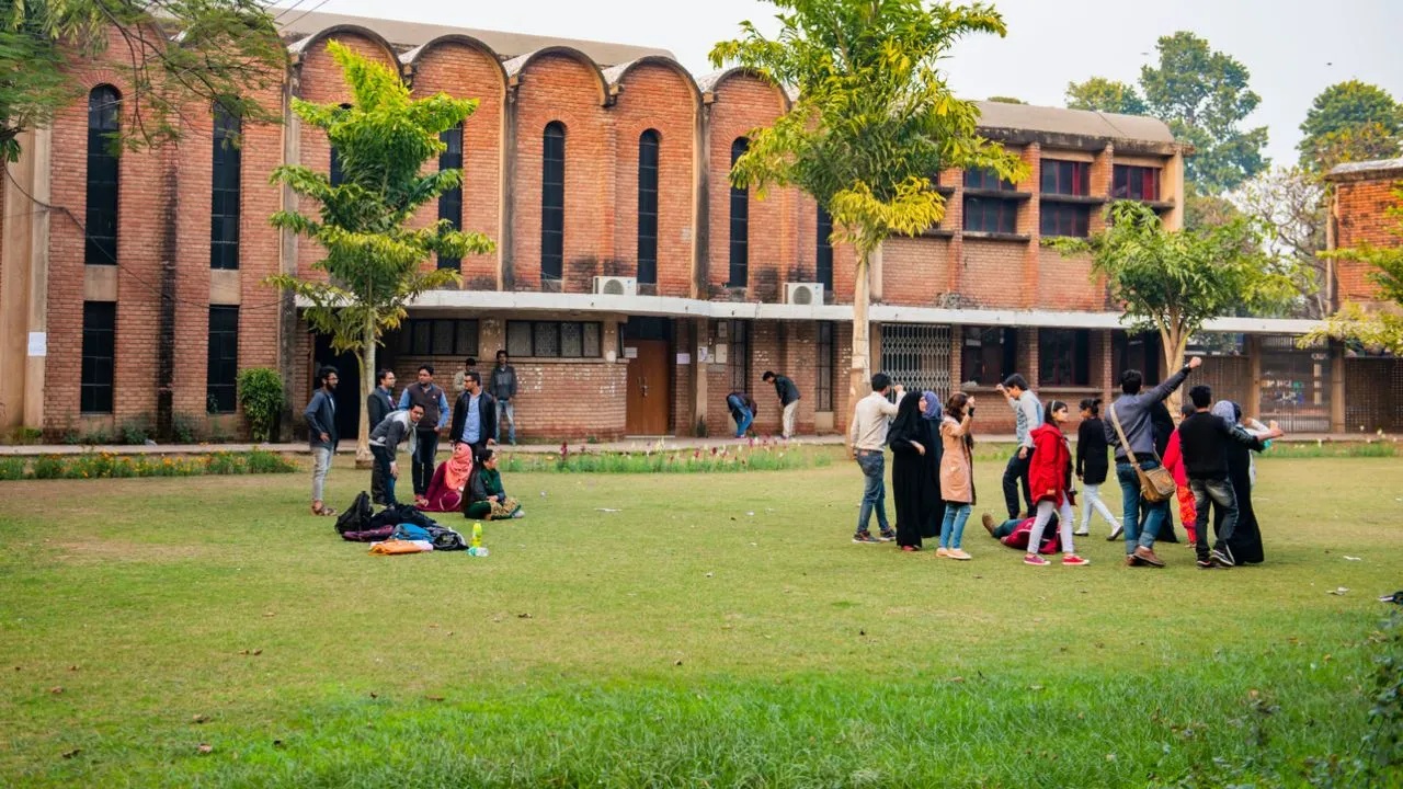 Private colleges call off strike after Telangana government clears Rs 600 crore dues