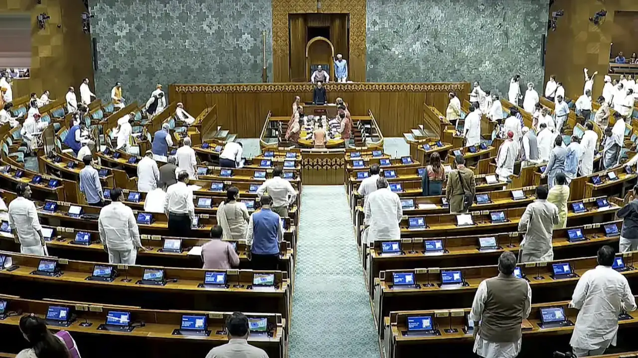 Parliament winter session: Rijiju announces schedule; proceedings to begin from Dec 1