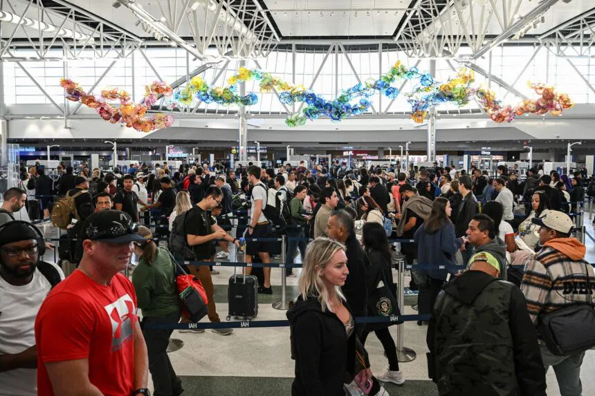 What’s happening with Thanksgiving flights? Here’s what to know