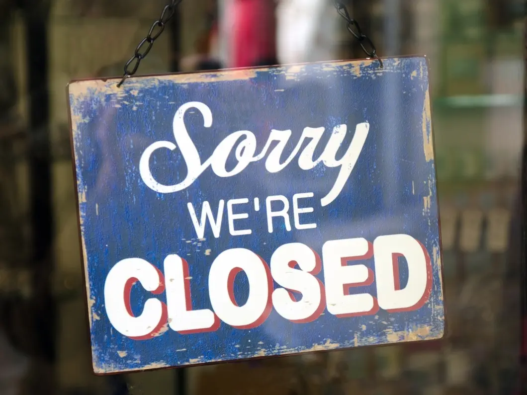 Major Luxury Discount Clothing Chain To Close West Hartford Shopping Center Store