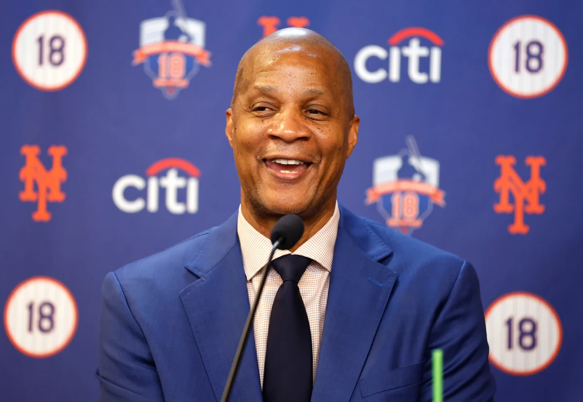 Trump pardons former New York baseball star Darryl Strawberry for tax evasion