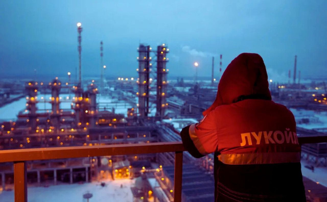 Gunvor’s Bid for Lukoil Raises Questions Over Russian Influence