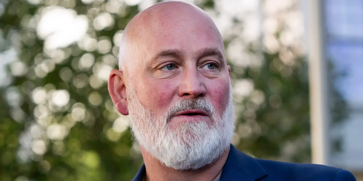 GOP Lawmaker Rides Motorcycle Back to Washington DC Amid Travel Chaos