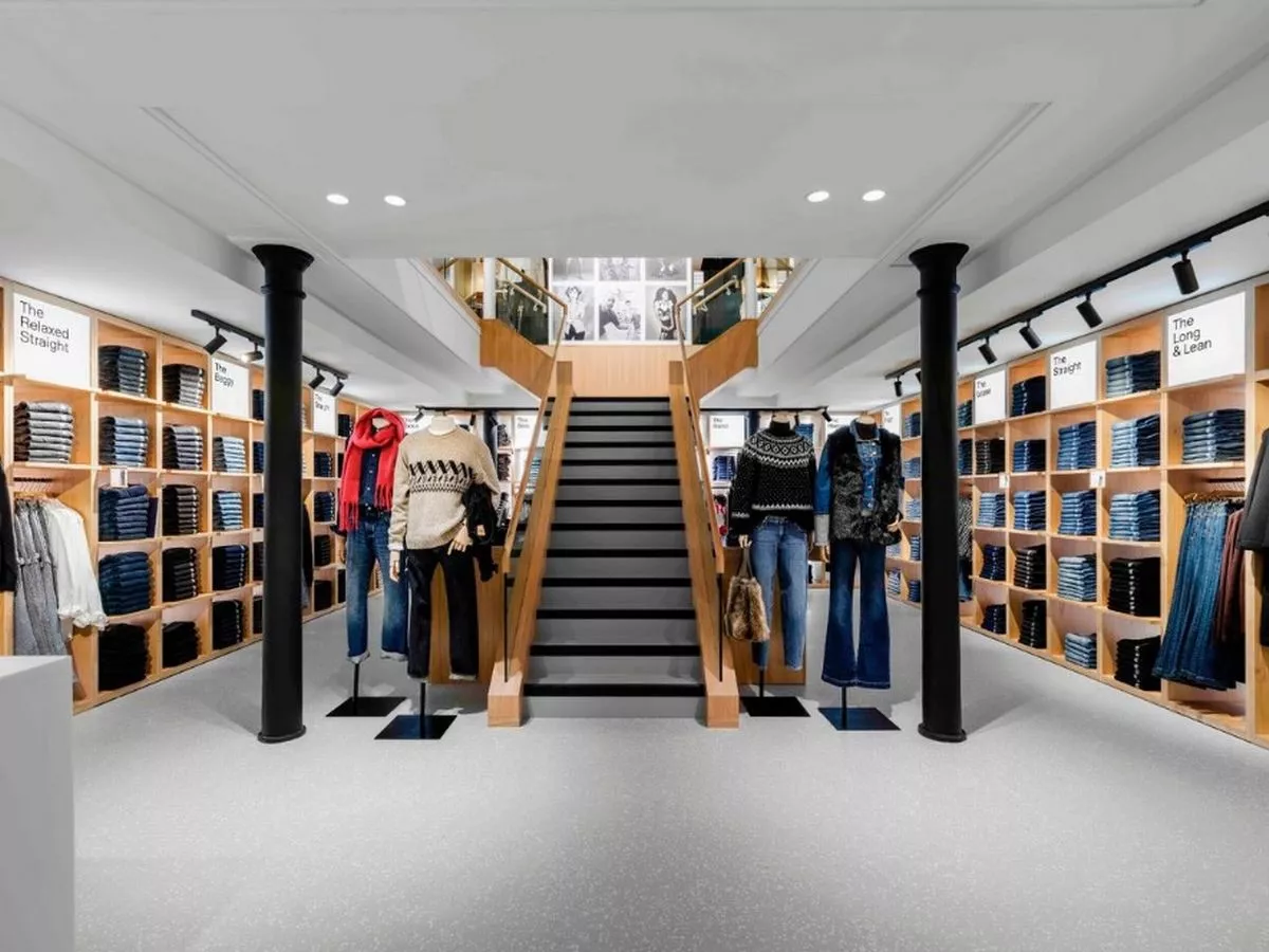 Gap back on UK high streets as pictures inside first store emerge