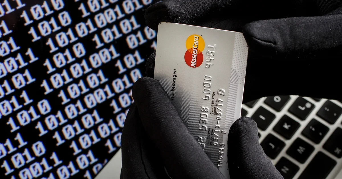 California woman faces 17 counts of identity theft in gift card fraud investigation