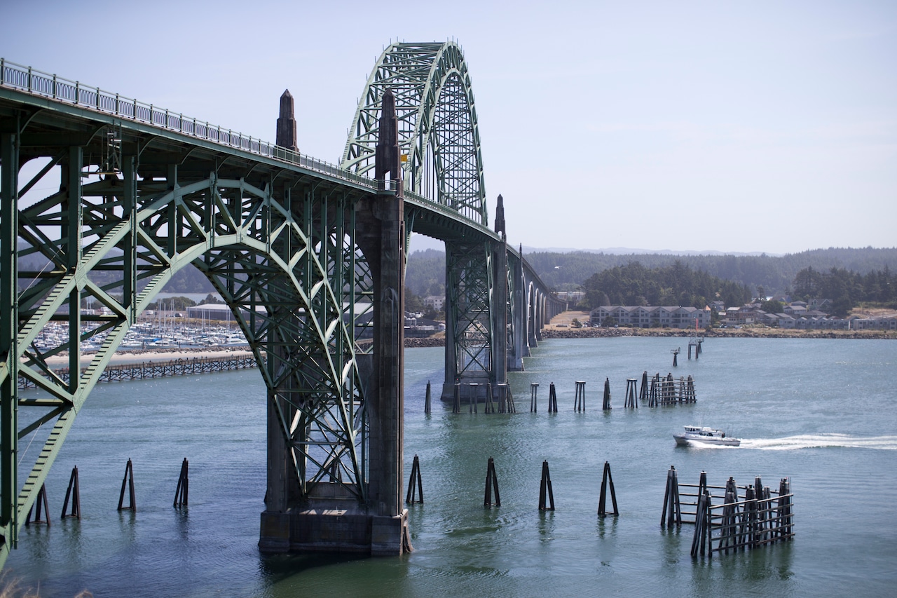 Records shed light on secretive ICE base possibly planned for Oregon coast