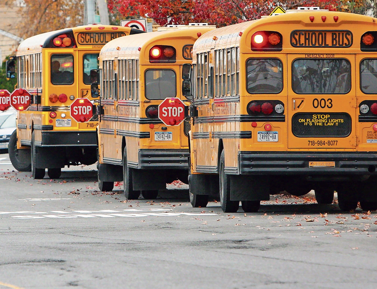 Staten Island officials urge long-term NYC school bus contracts