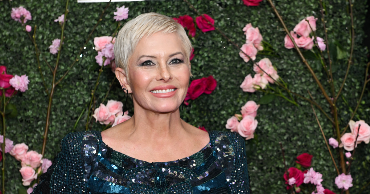 Prayers for Former 'Baywatch' Star After Cancer Update