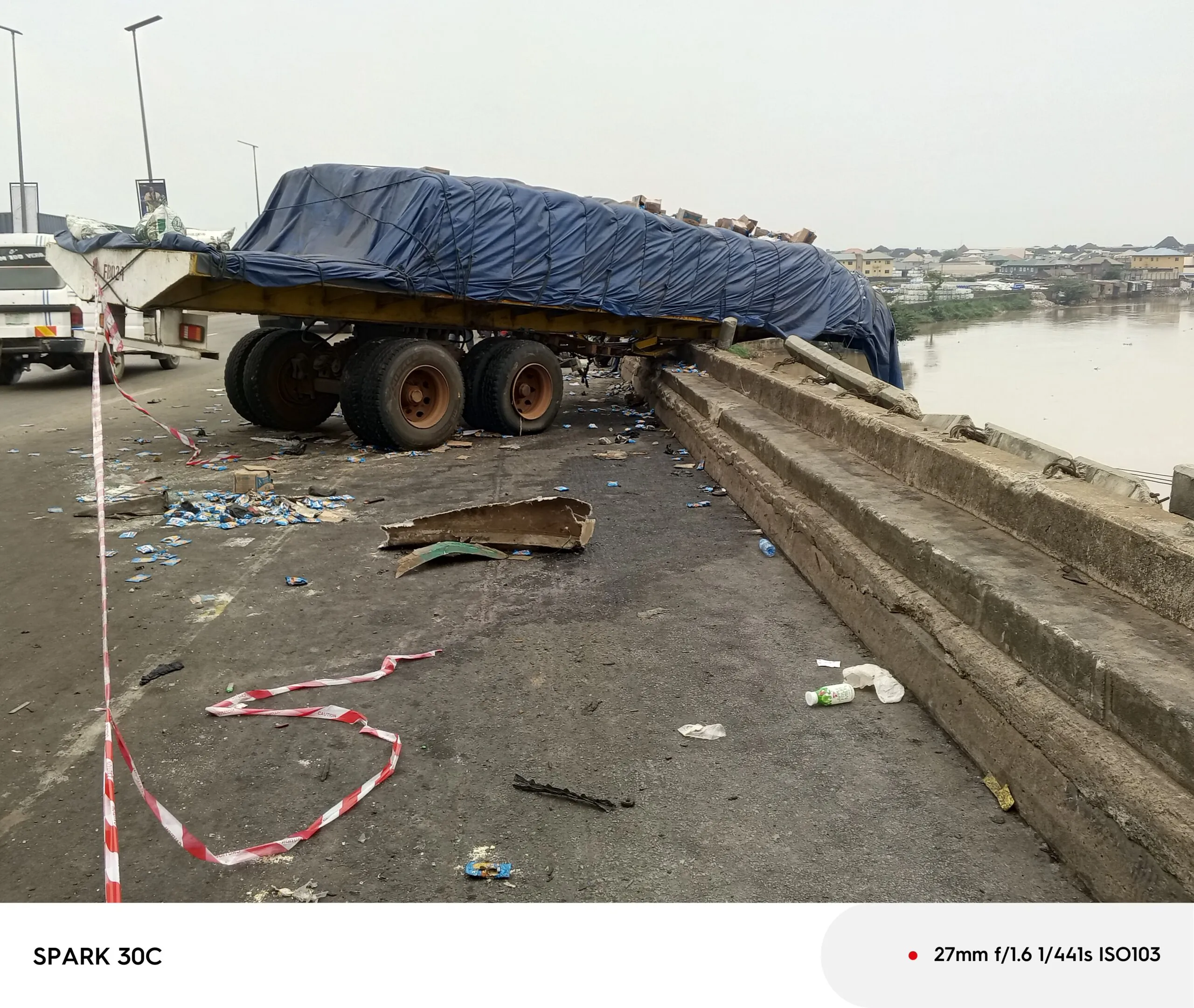 Policeman, four others die in Lagos-Ibadan expressway crash
