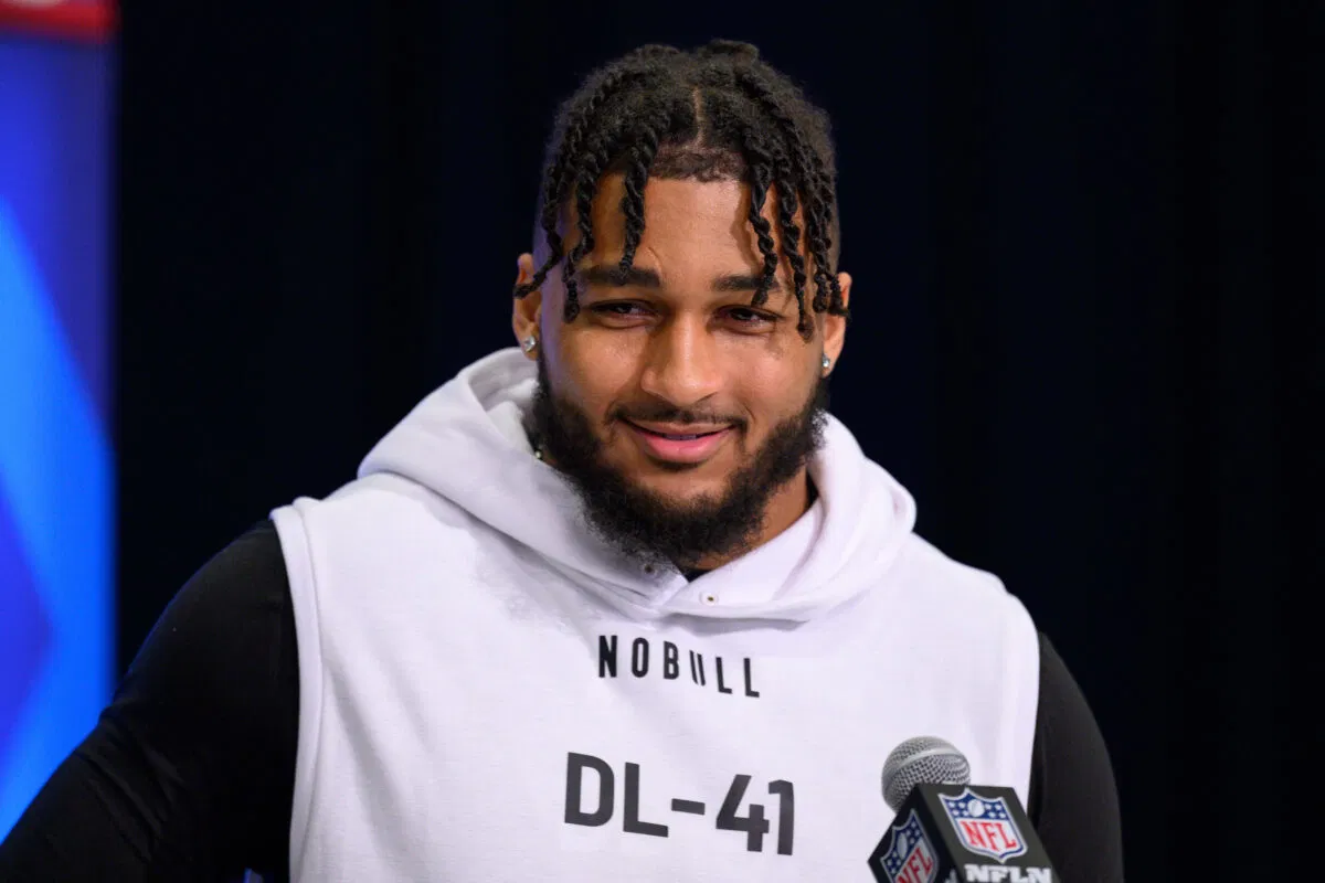 WMU Pays Special Tribute to Marshawn Kneeland After Tuesday Night Football