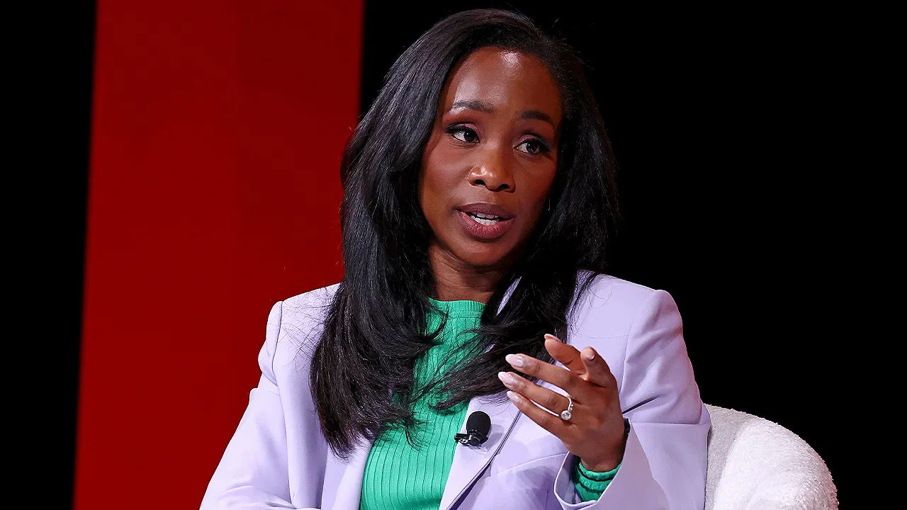 CNN host Abby Phillip and Joy Reid discuss conservative information bubbles