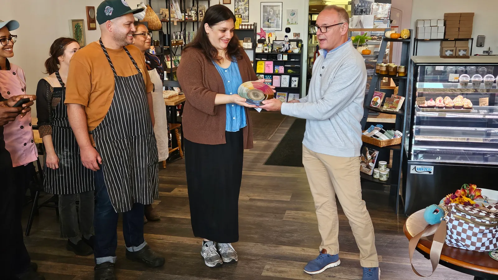 Batavia&#8217;s New Moon vegan bakery gets Illinois tourism award