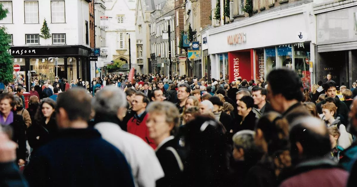 22 photos of vintage Cambridge that'll make you miss the shops we've lost