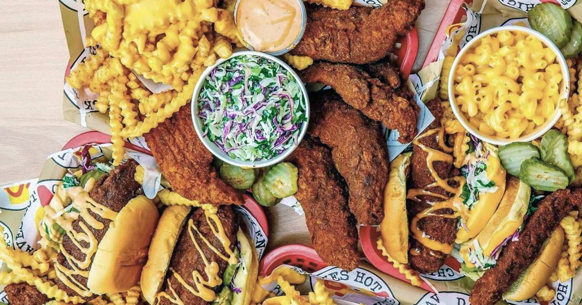 Dave's Hot Chicken opens at Tulsa Hills
