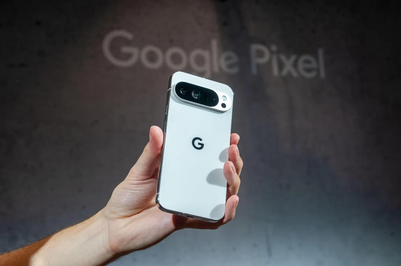 Google Makes Rare New Offer To Pixel Customers