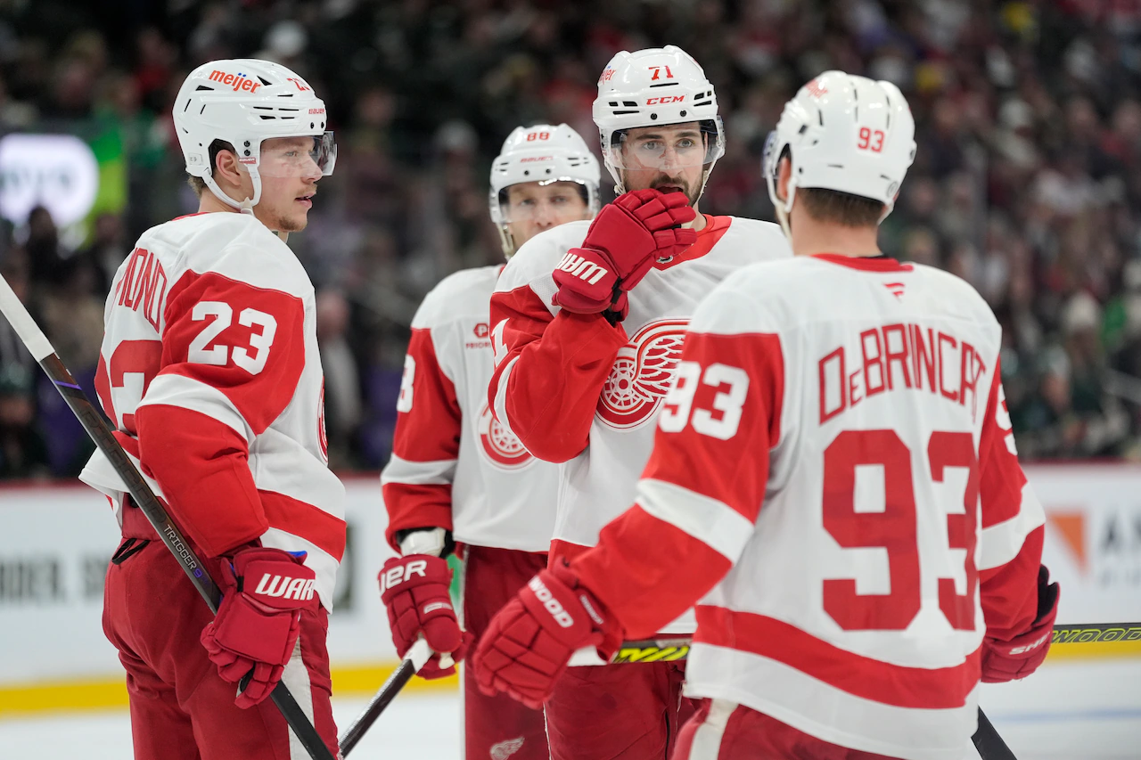 Red Wings deal with struggling power play by shuffling units