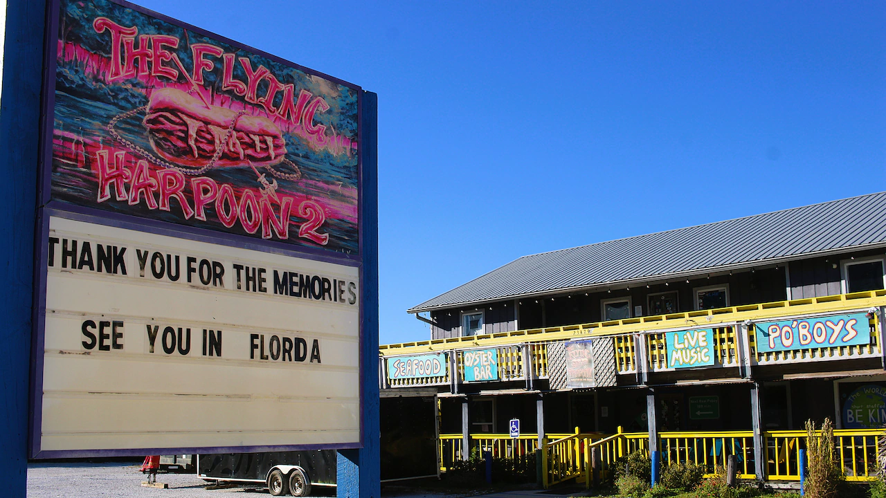 A much-loved Orange Beach bar & restaurant is gone. Here’s what’s taking its place