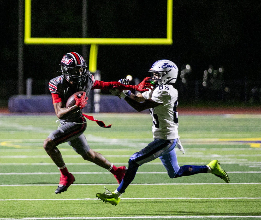 Football playoff preview: 4 SCV teams remain in quarterfinals