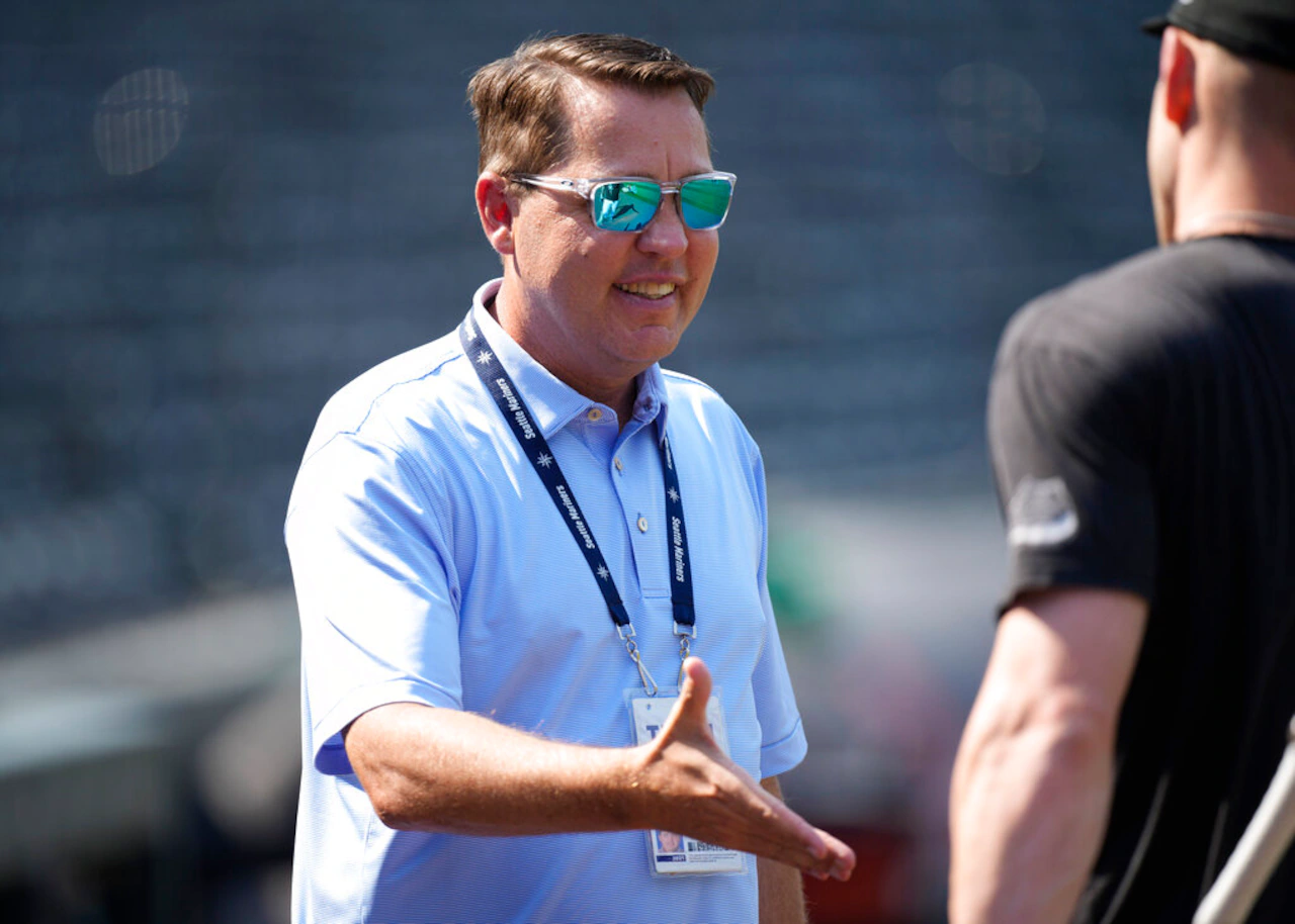 From the executive suite to the dugout: Guardians’ new coach Andy McKay leaves front office job for a return to the field