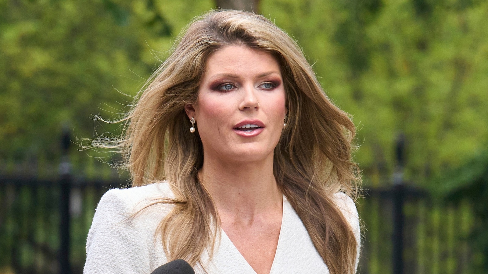 Watchdog group files bar complaint against prosecutor Lindsey Halligan over Comey, James cases