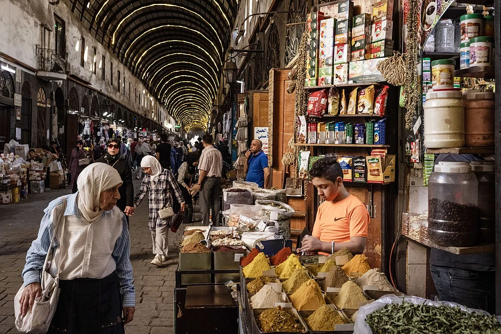 Turkey to reopen land trade corridor to Jordan, GCC through Syria by 2026