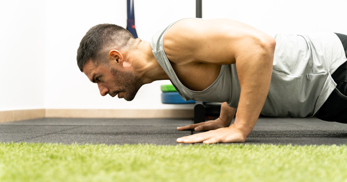 Strength Coach Shares Most Overlooked Pushup Mistake