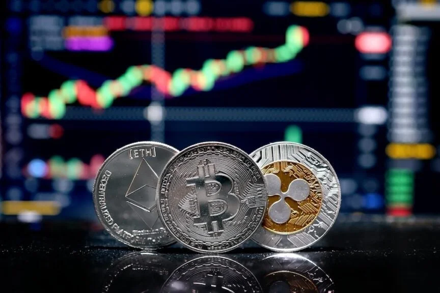 Time To Sell XRP? These 3 Indicators Scream 'Take Profits'