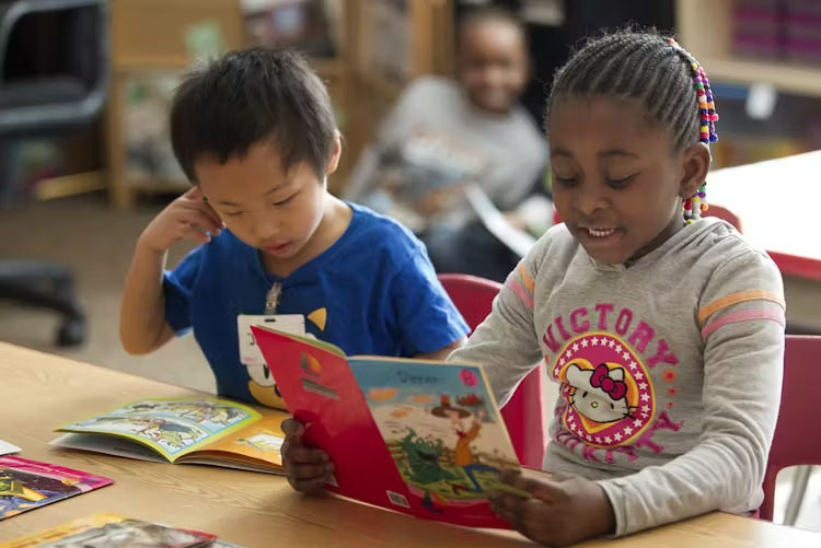 Children learn to read with books that are just right for them - but that might not be the best approach
