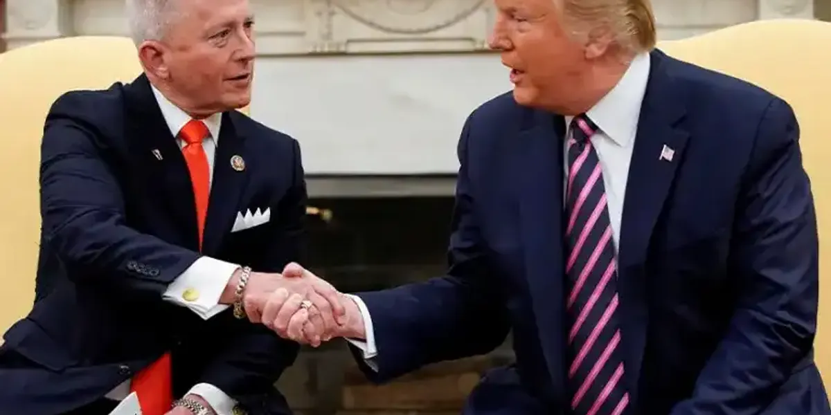 Republican worries GOP is 'going to get killed' in 2026