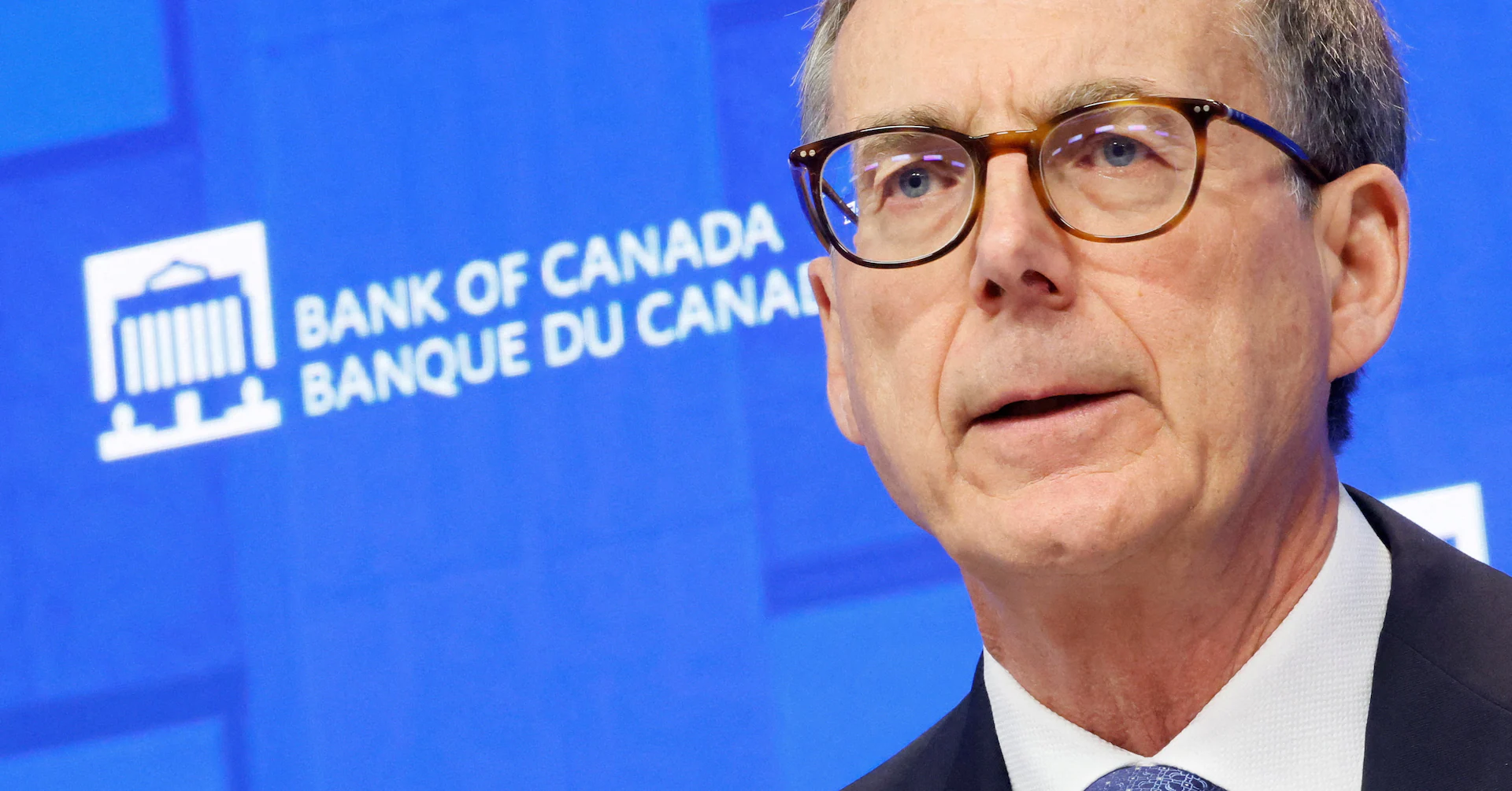 Bank of Canada governors agreed to look through choppy inflation - minutes