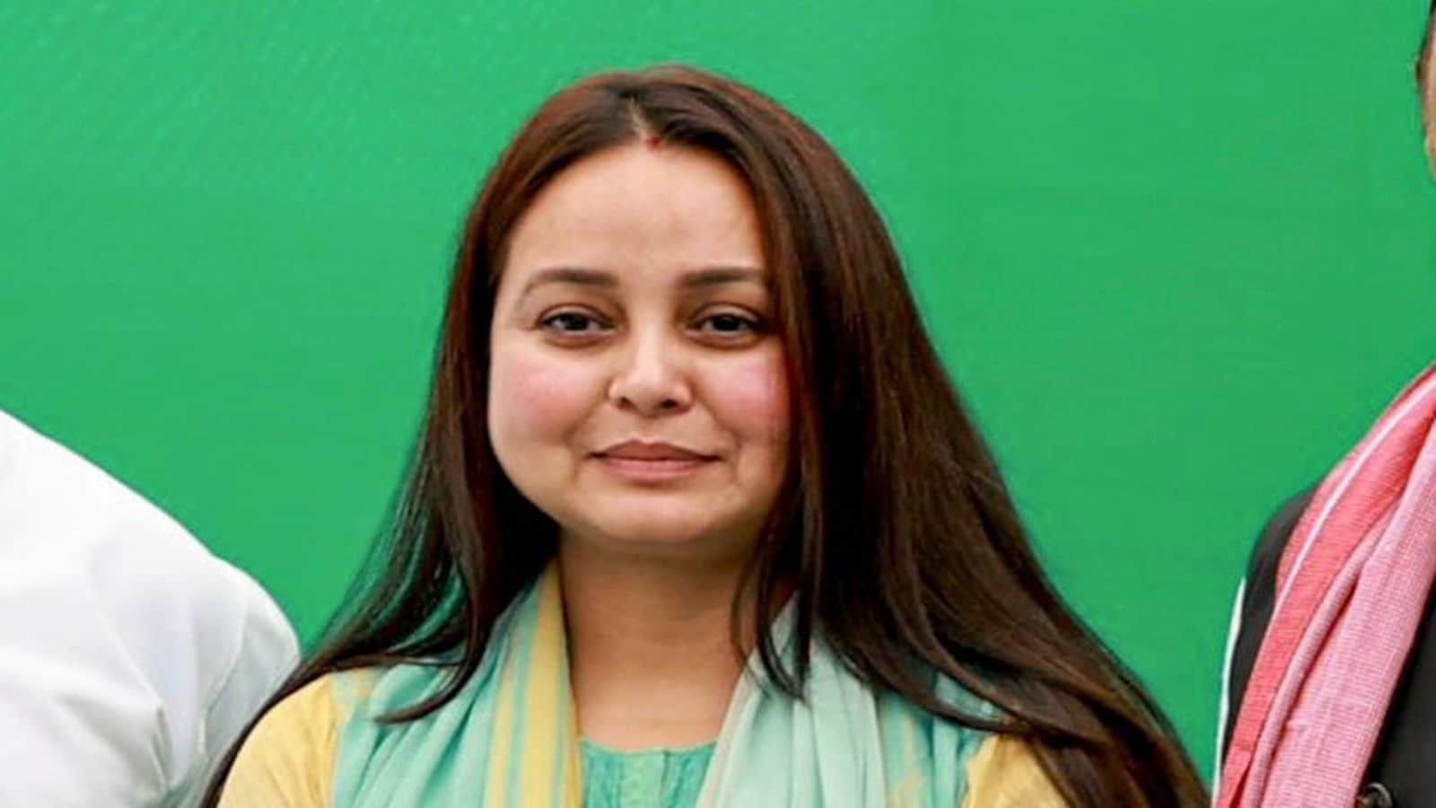 RJD's Rohini Acharya Targets Hema Malini, Kangana Ranaut On 'Dancer' Jibe | Video