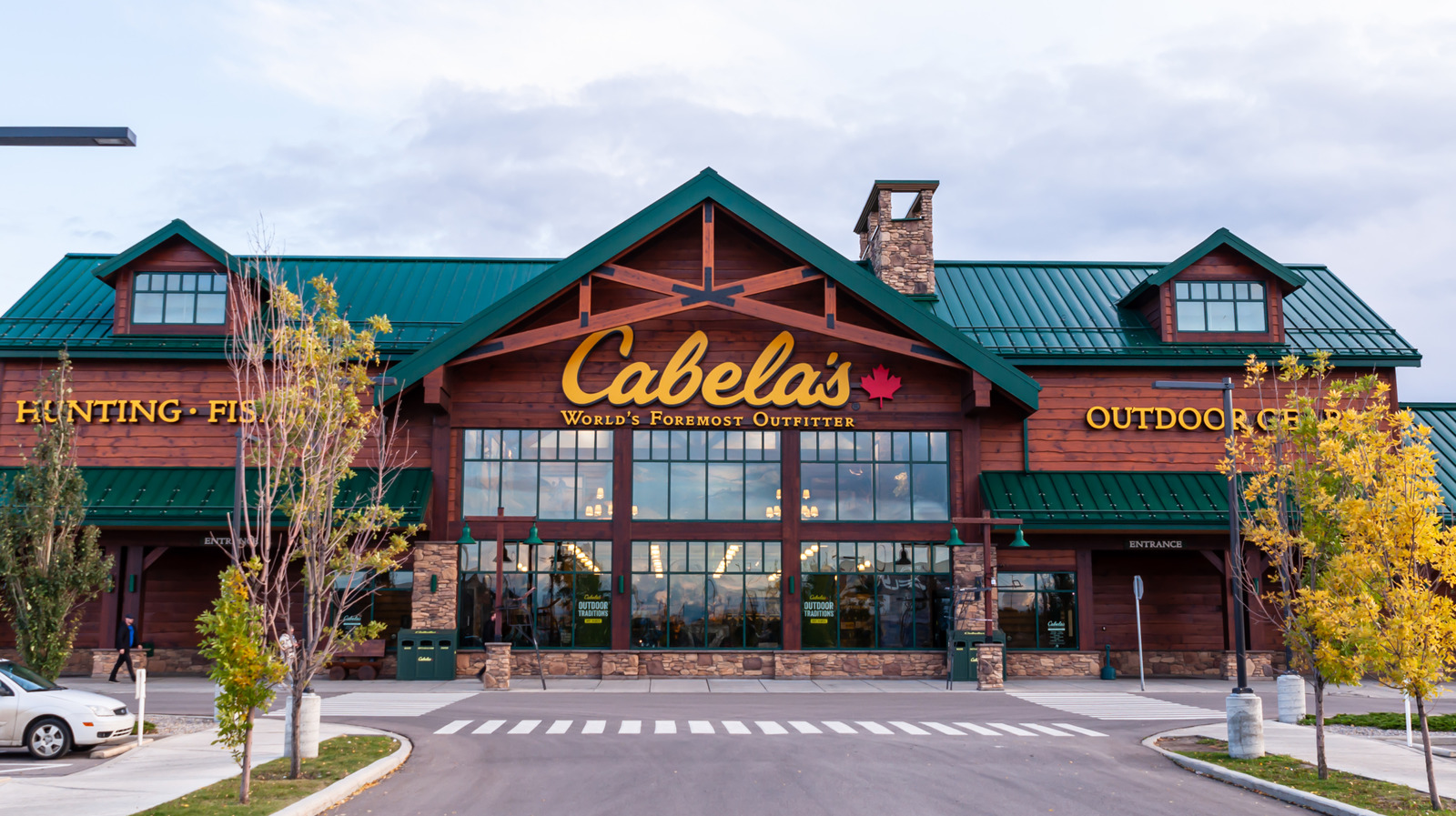 What To Know Before Trying To Park Your RV At Cabela's Or Bass Pro Shop