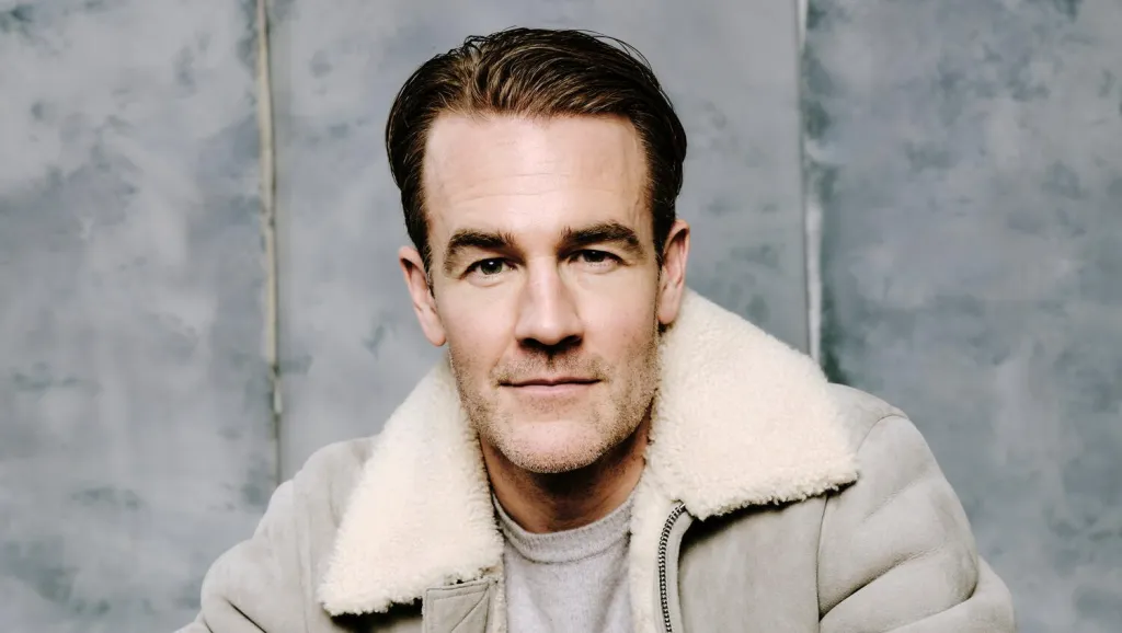 James Van Der Beek Auctioning 'Dawson's Creek', 'Varsity Blues' Props