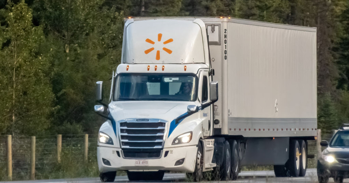 Walmart’s IKT Noise-Cancelling Headphones Are a Must-Have