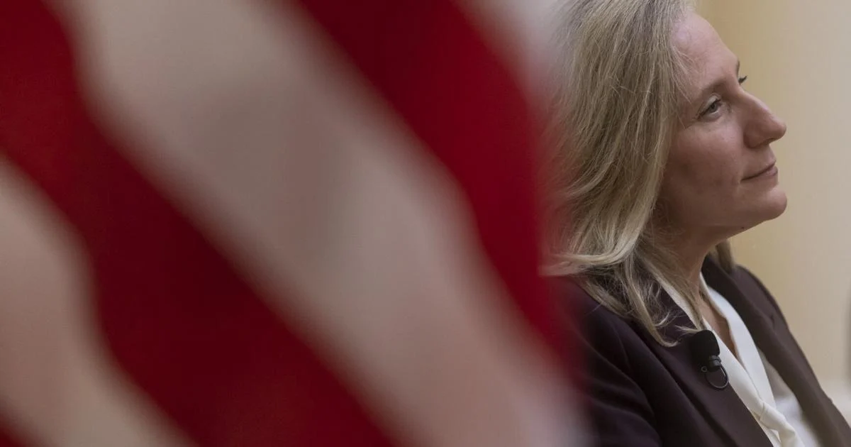 Spanbeger calls on UVa to pause search for next president