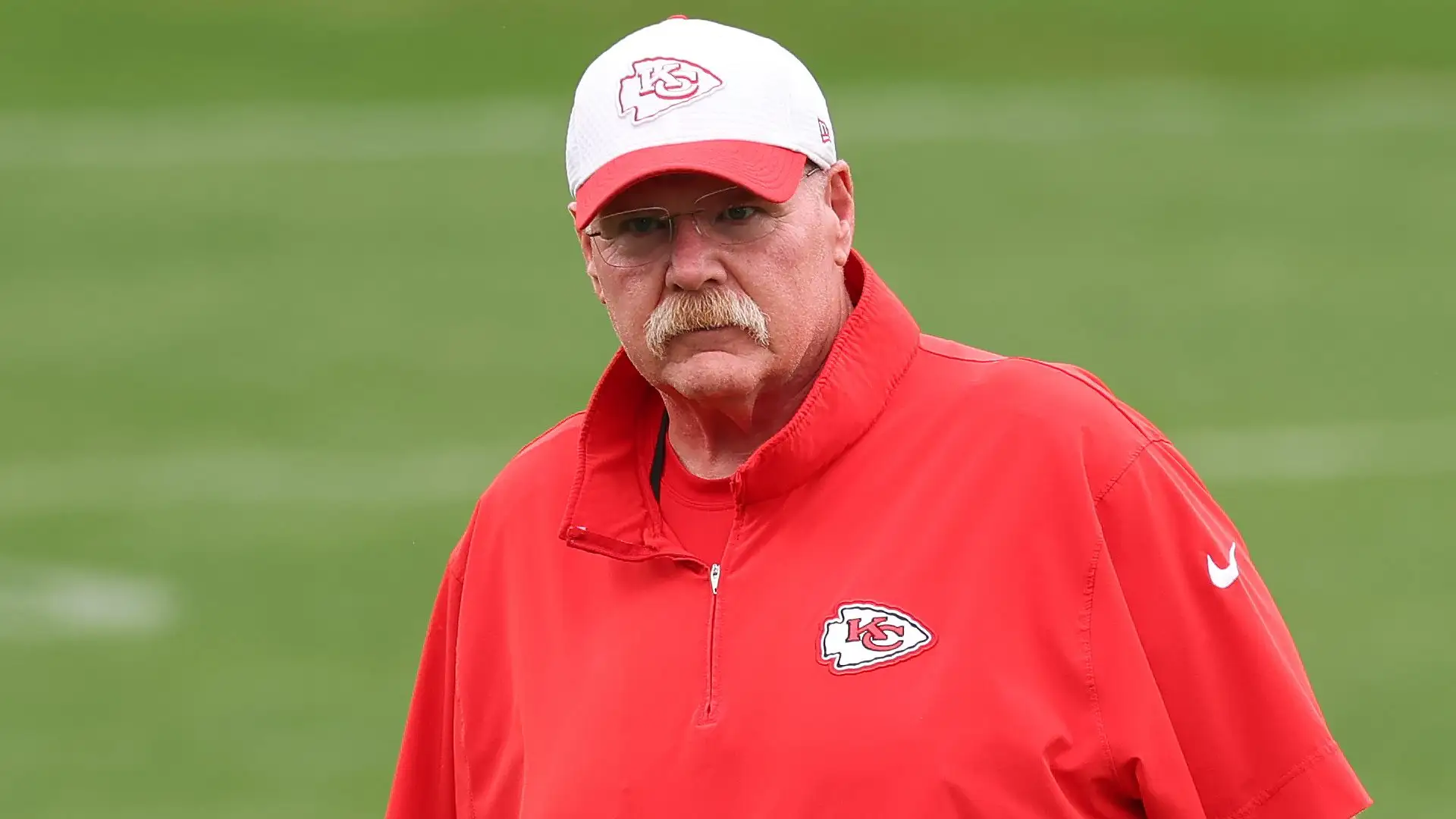 Chiefs Keeping It Honest as LT Josh Simmons Returns to Practice