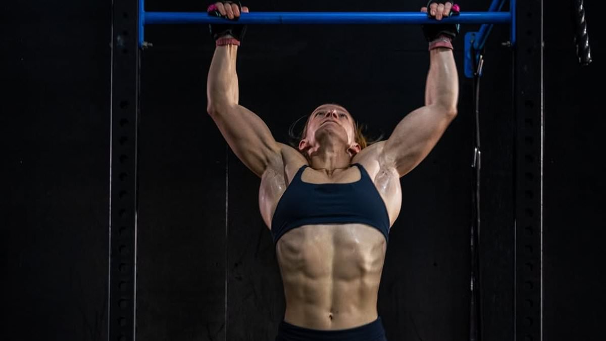 Aussie policewoman who broke the world record for chin-ups reveals the sickening accusation she was hit with by online trolls