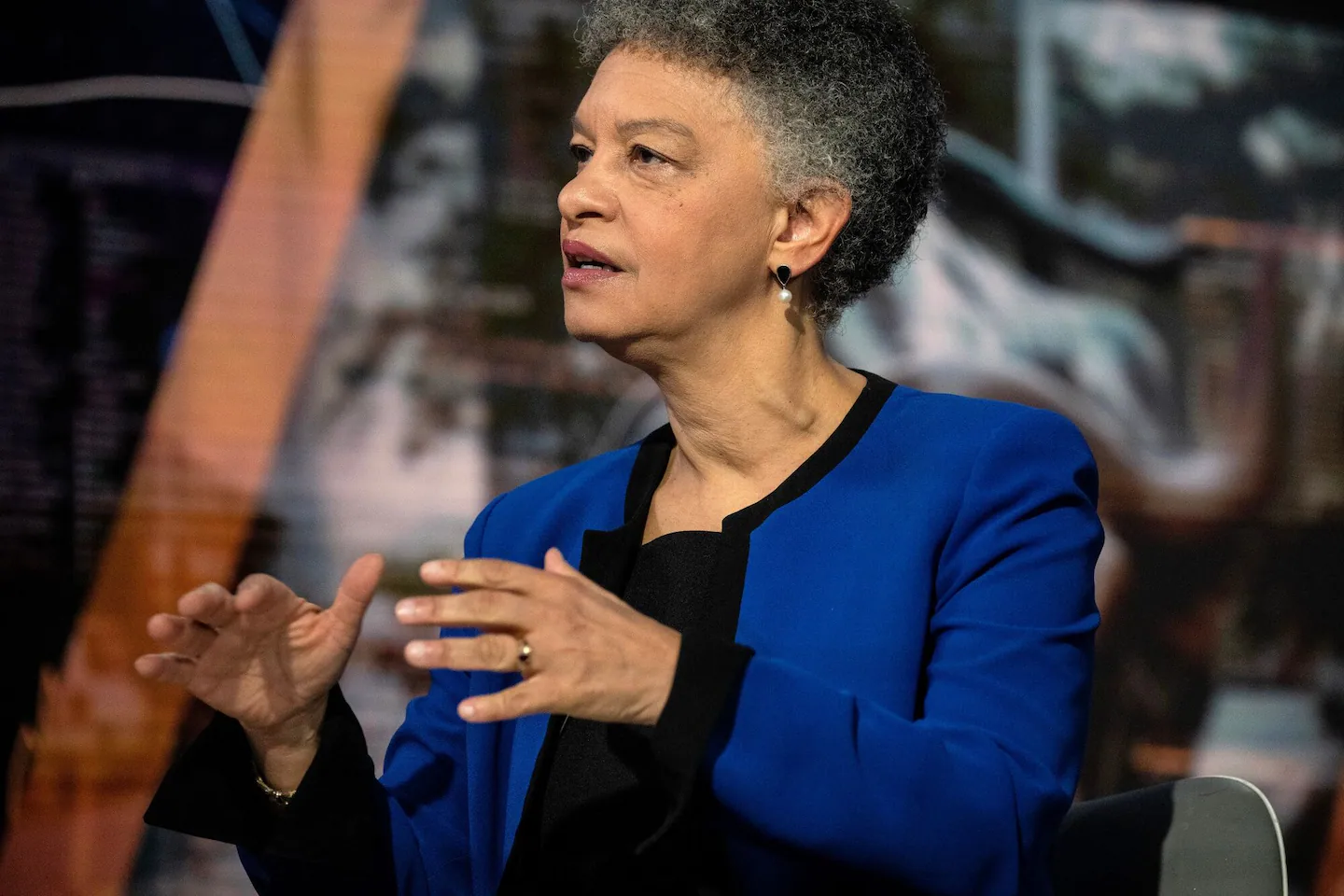 Boston Fed president favors holding rates steady to cool inflation